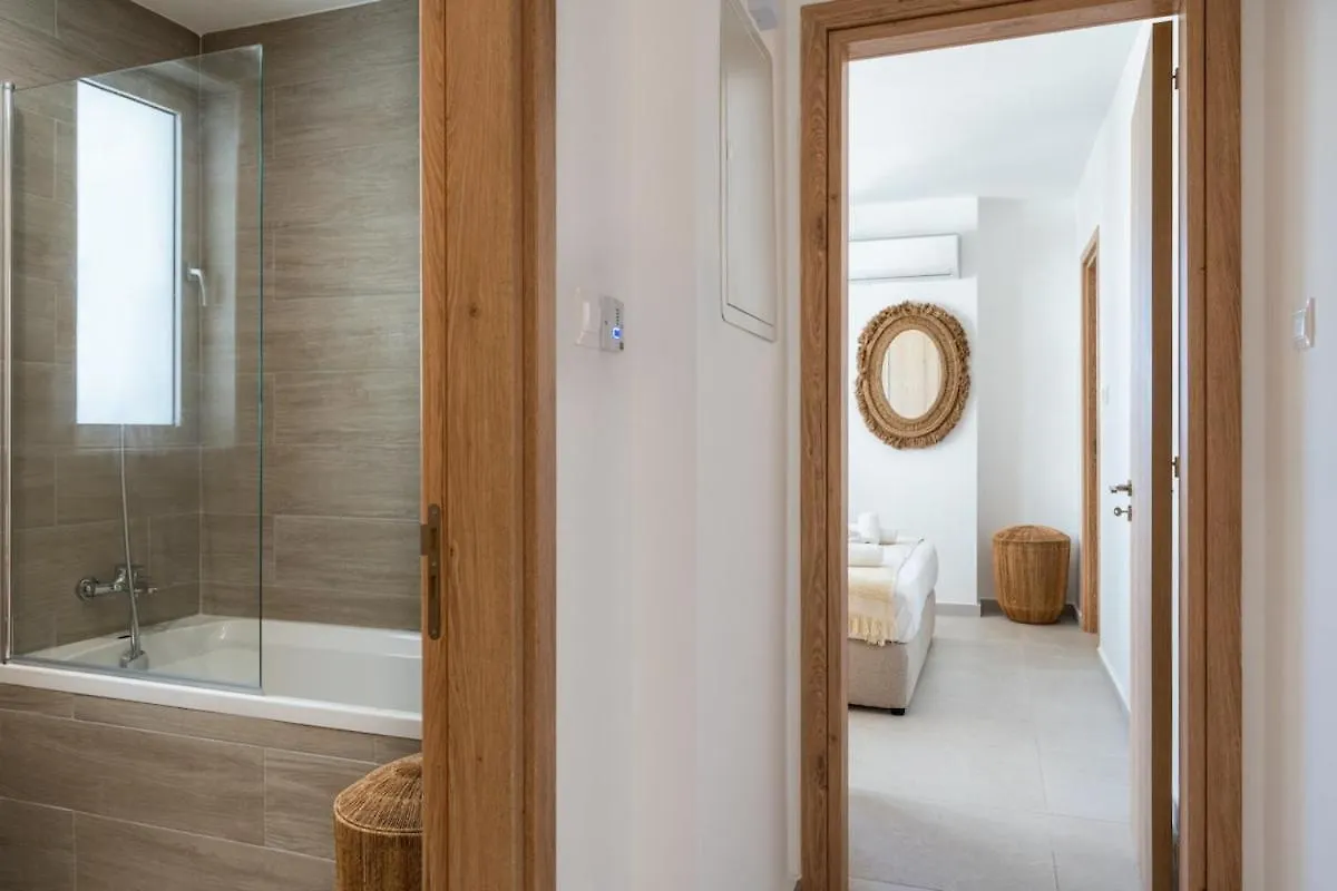 Aelia - Chic 2-Br Apartment & Balcony In Larnaca